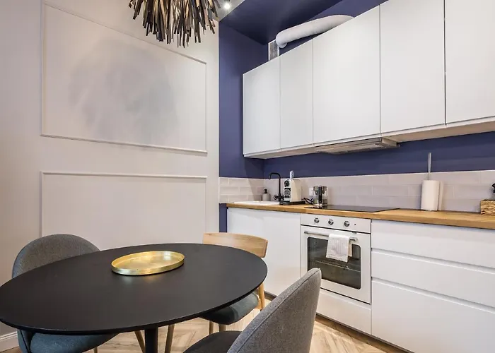 Charming In The Old Town *